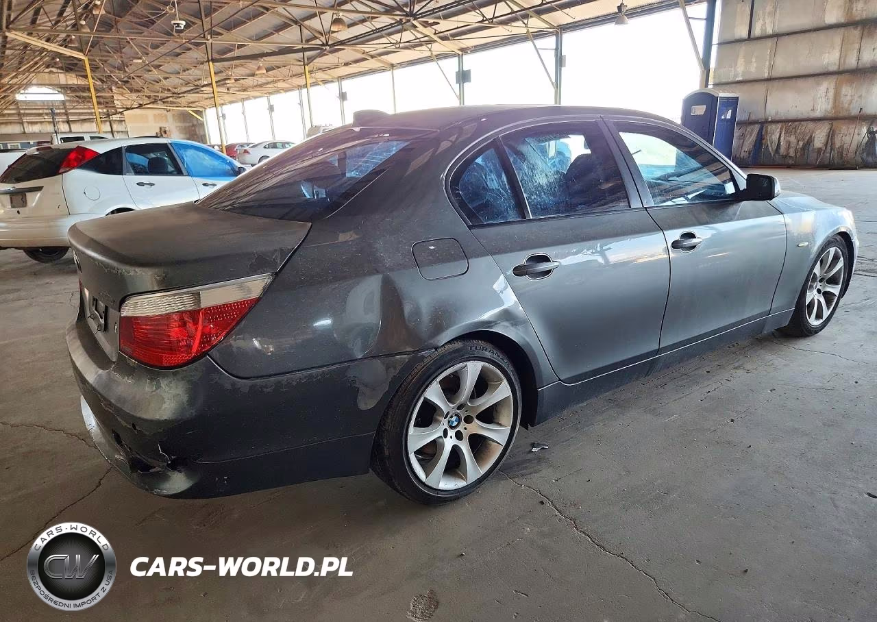 2007 BMW 525 I VIN:WBANE53537CY04441 - 3