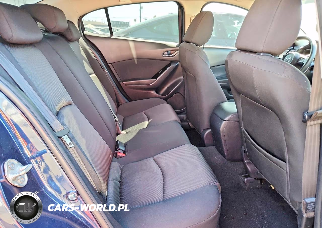 2018 Mazda 3 Sport VIN:3MZBN1U78JM230968 - 10