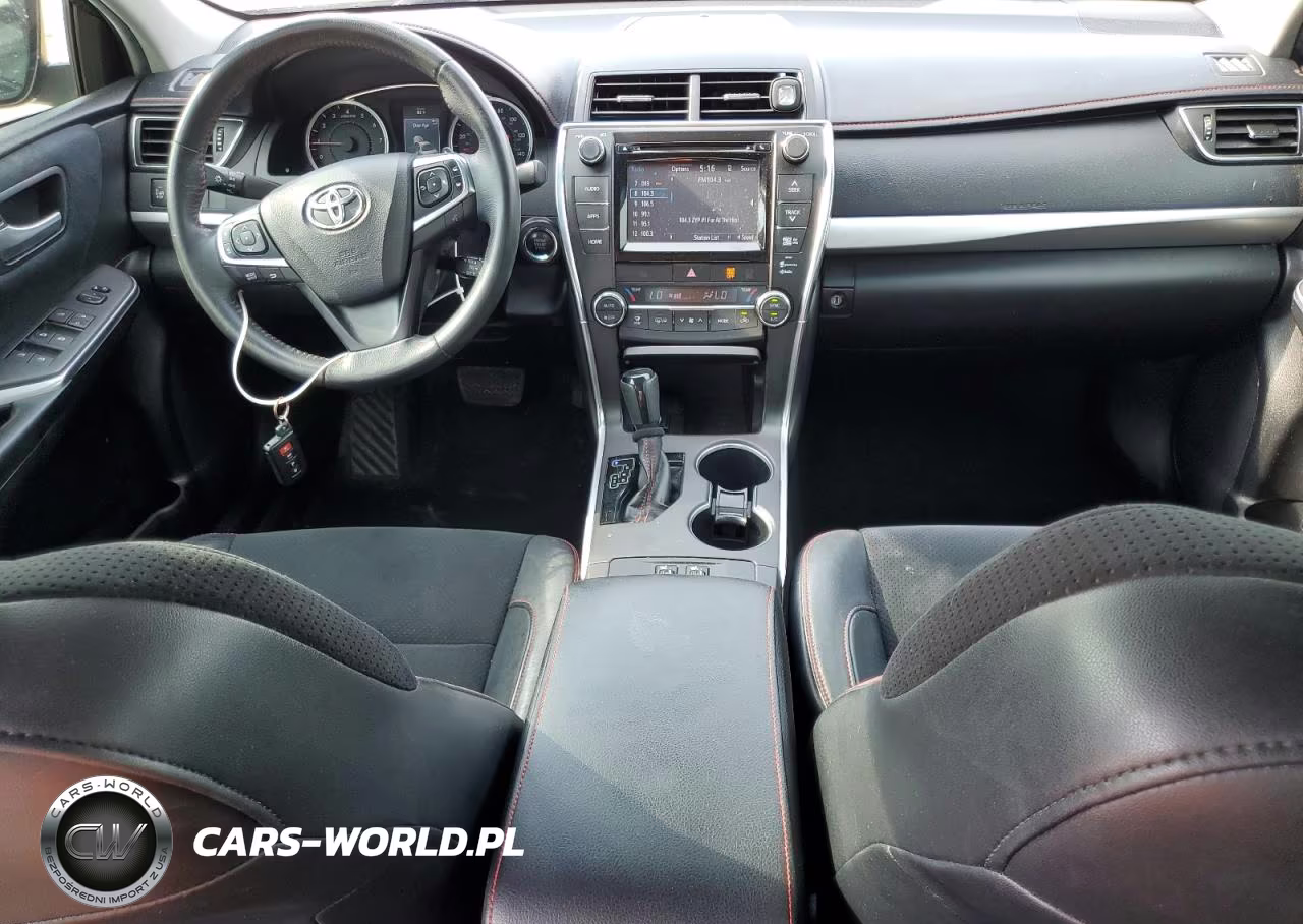 2015 Toyota Camry Le VIN:4T1BF1FK2FU945826 - 8