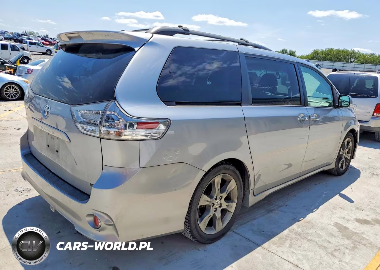 2013 Toyota Sienna Sport VIN:5TDXK3DCXDS299708 - 3