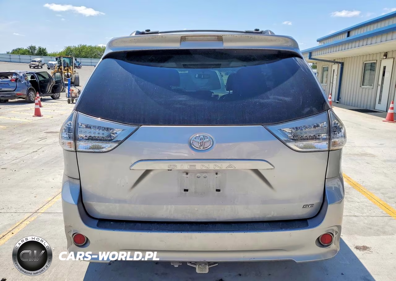 2013 Toyota Sienna Sport VIN:5TDXK3DCXDS299708 - 6