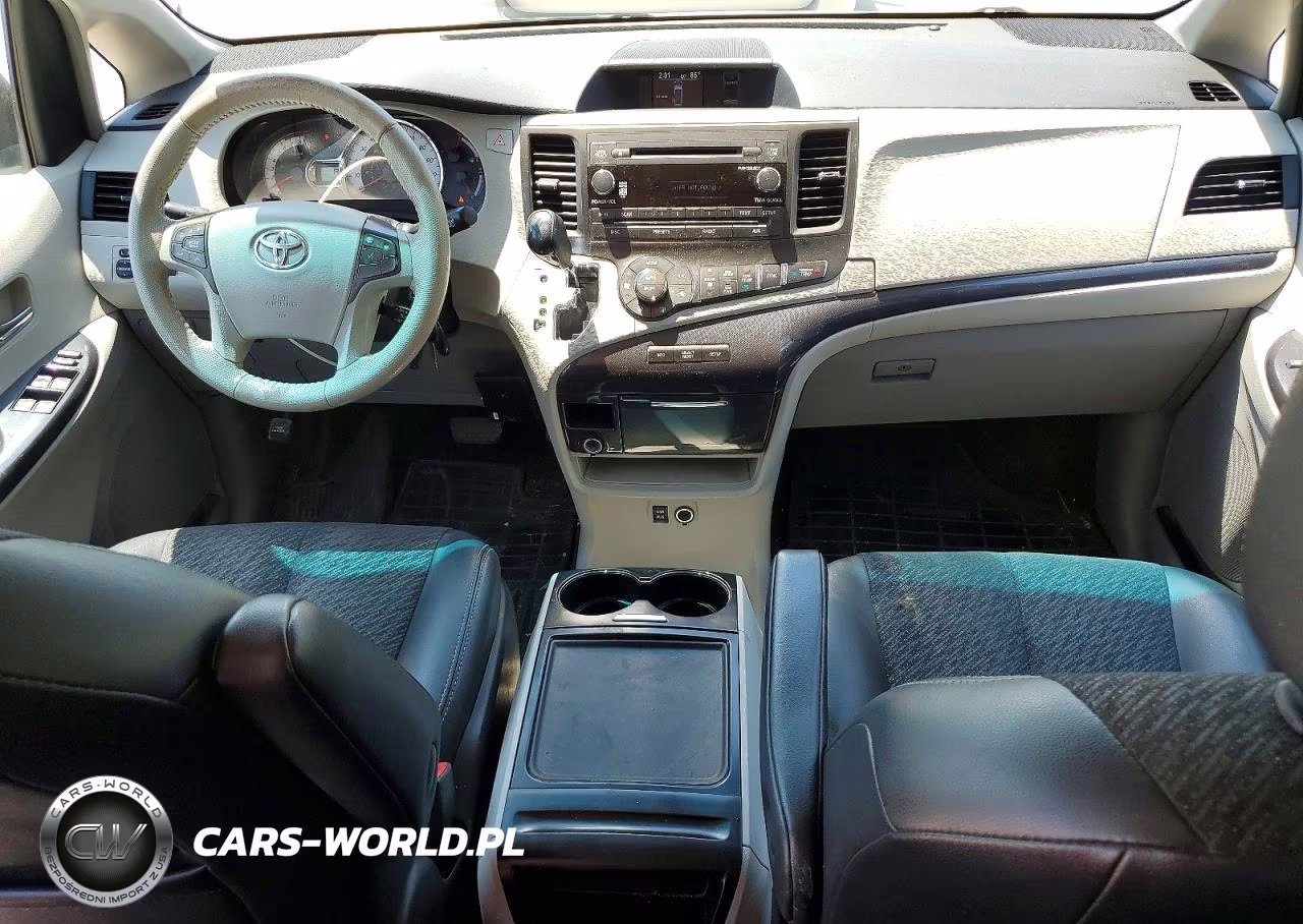 2013 Toyota Sienna Sport VIN:5TDXK3DCXDS299708 - 8