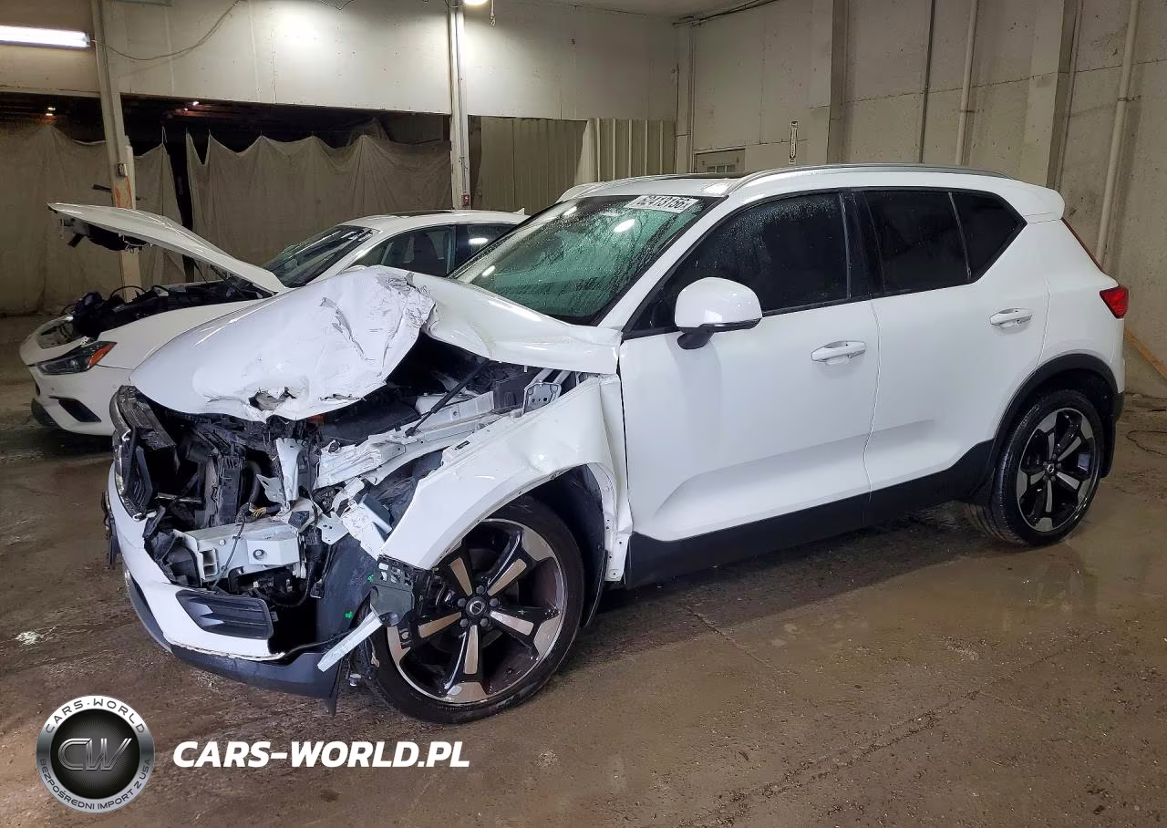 2019 Volvo Xc40 T5 Momentum