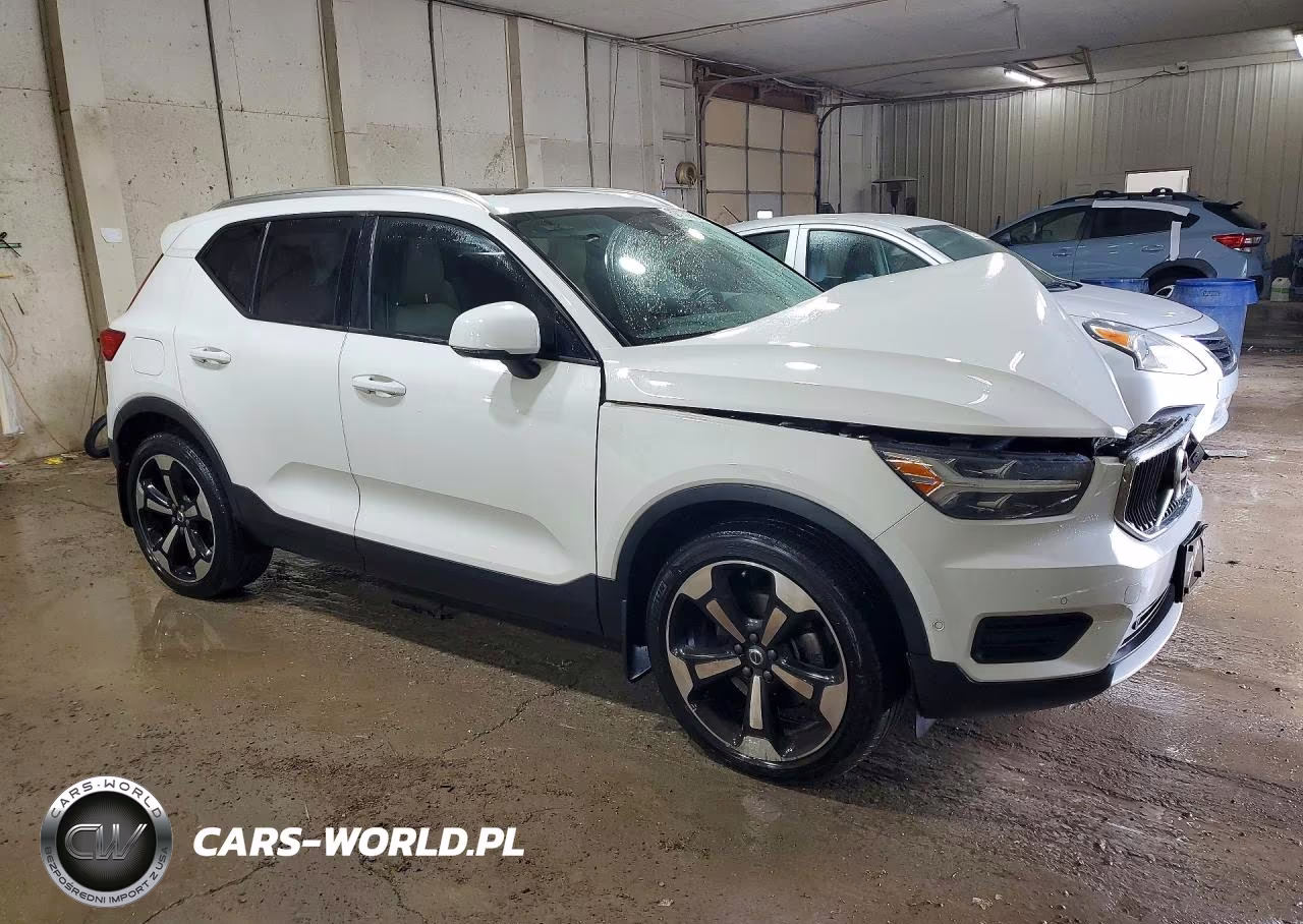 2019 Volvo Xc40 T5 Momentum VIN:YV4162XZ7K2019412 - 4