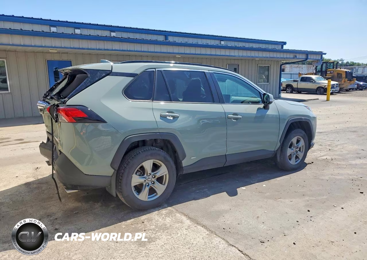 2023 Toyota Rav4 VIN:4T3RWRFV7PU106819 - 3
