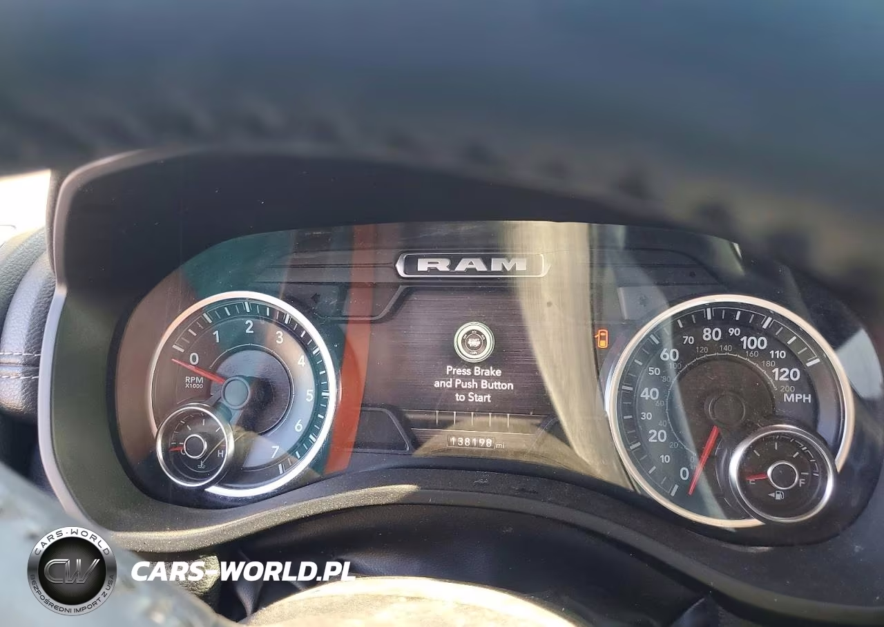 2022 Ram 1500 Laramie VIN:1C6RREJT7NN261274 - 9