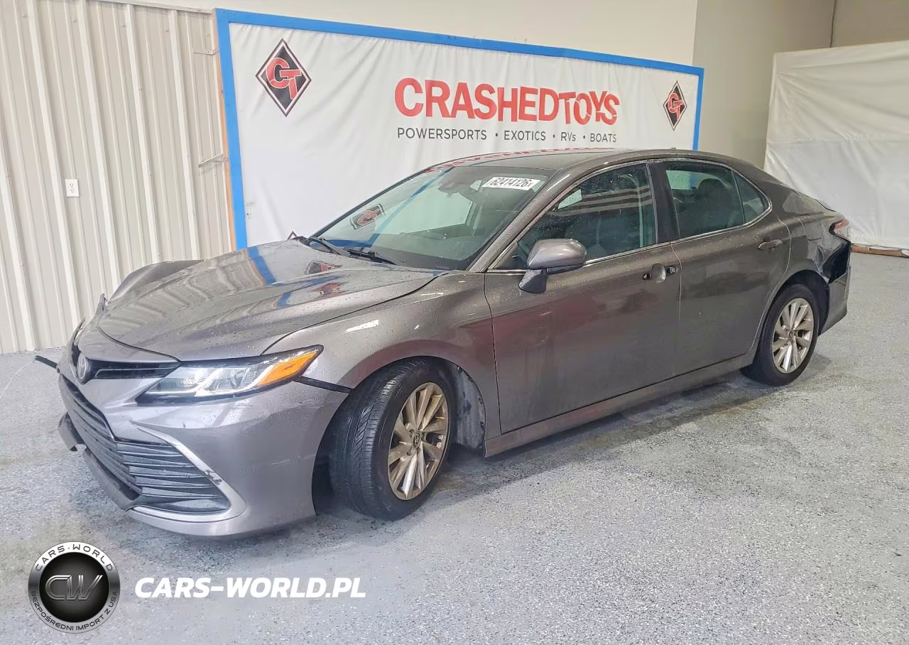 2021 Toyota Camry Le – zdjęcie 1 z 12