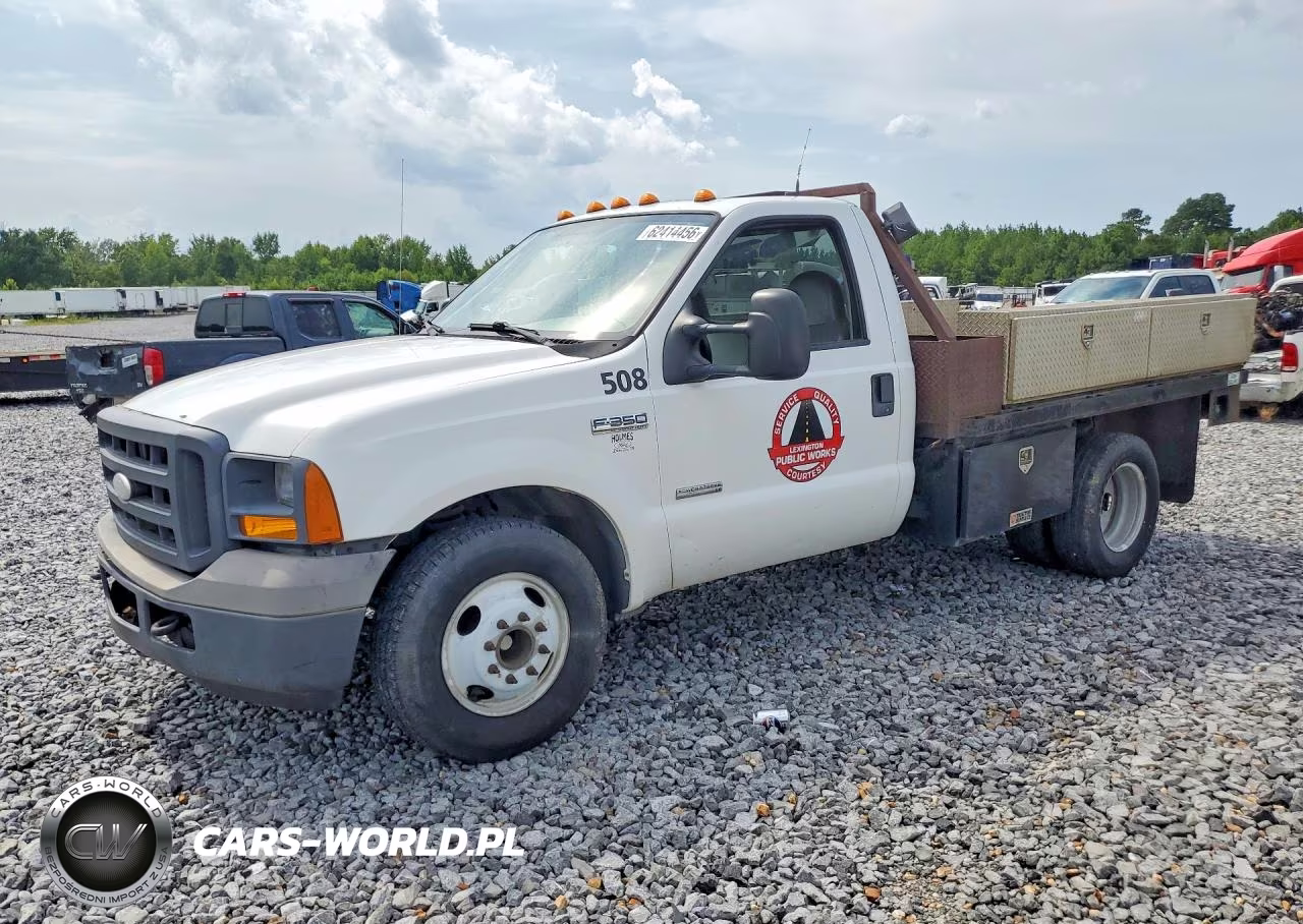 2005 Ford F350 Super Duty VIN:1FDWF36P05EA42608 - 1