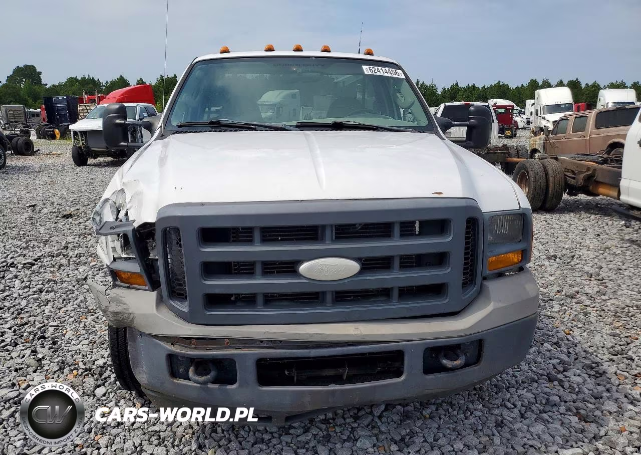 2005 Ford F350 Super Duty VIN:1FDWF36P05EA42608 - 5