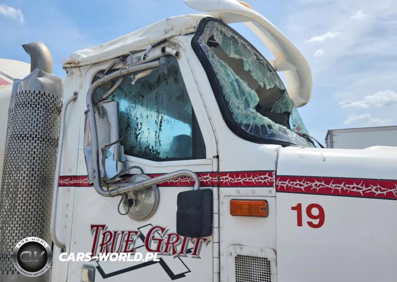 2008 International 5600I Ready Mix Truck VIN:1HTXHAHT18J630050 - 9