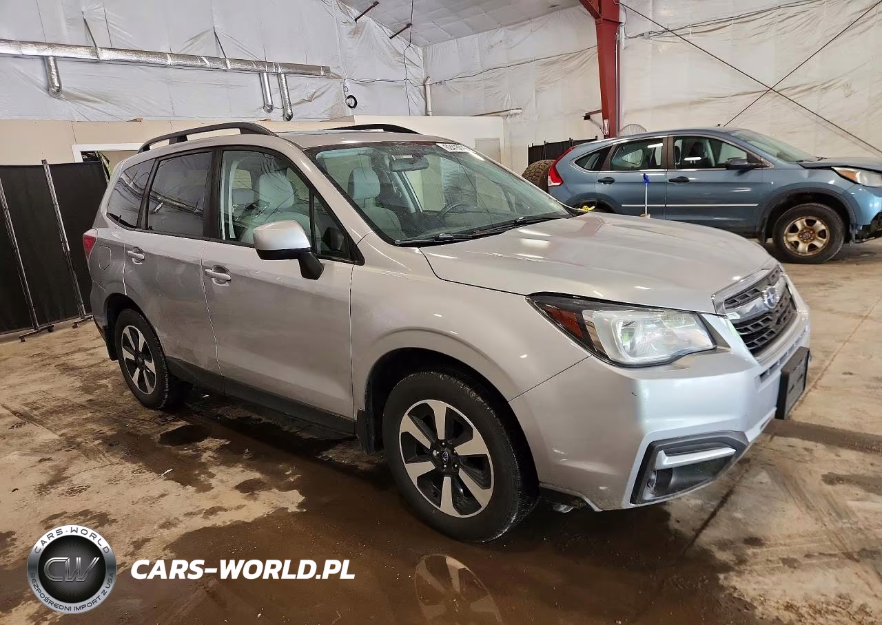 2018 Subaru Forester 2.5I Premium VIN:JF2SJAEC2JH527959 - 4