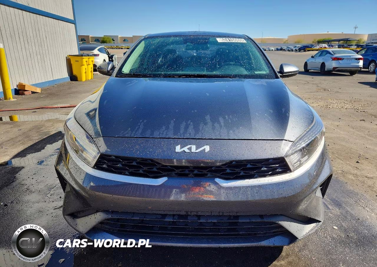 2024 Kia Forte Lx VIN:3KPF24AD5RE697540 - 5