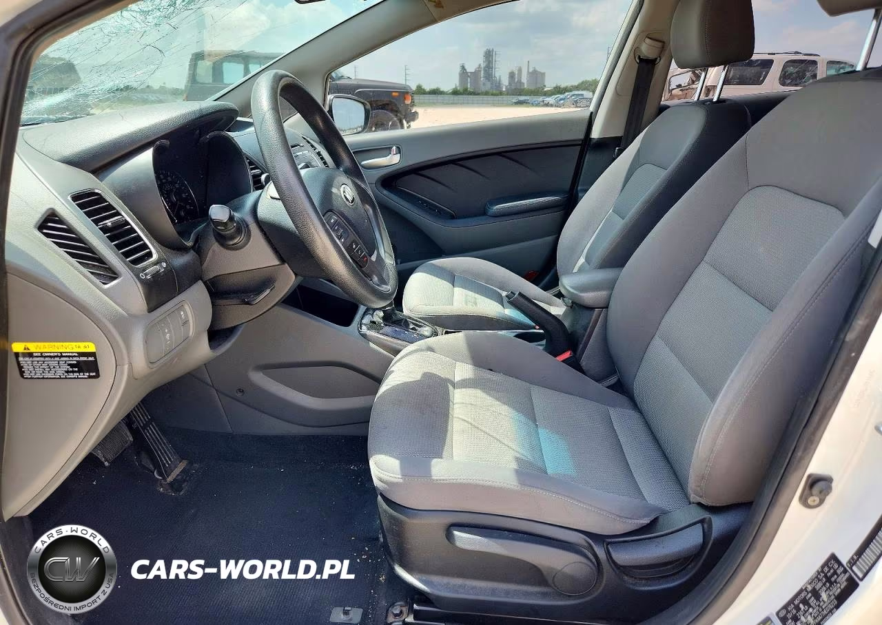 2017 Kia Forte Lx VIN:3KPFK4A77HE076213 - 7