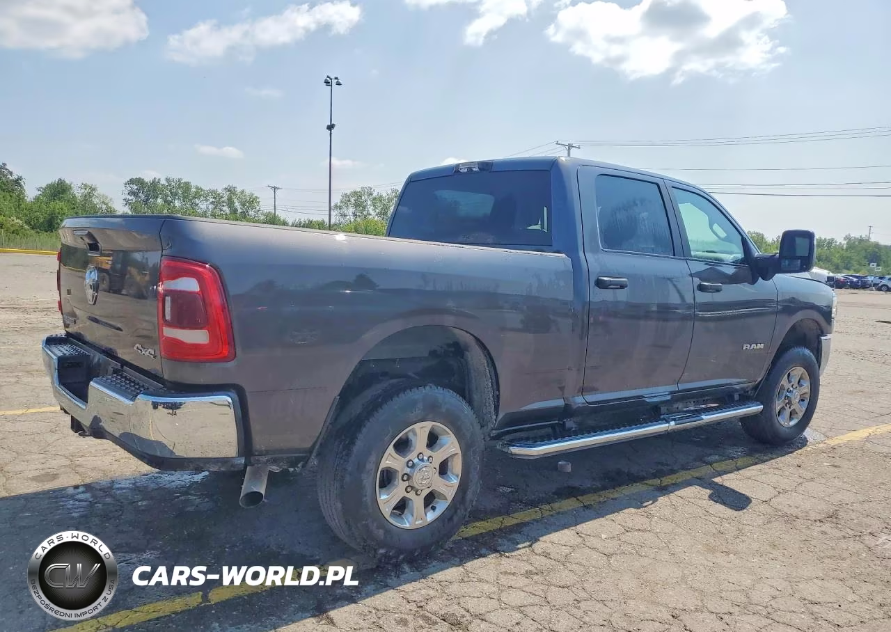 2024 Ram 2500 Big Horn VIN:3C6UR5DJ1RG142638 - 3