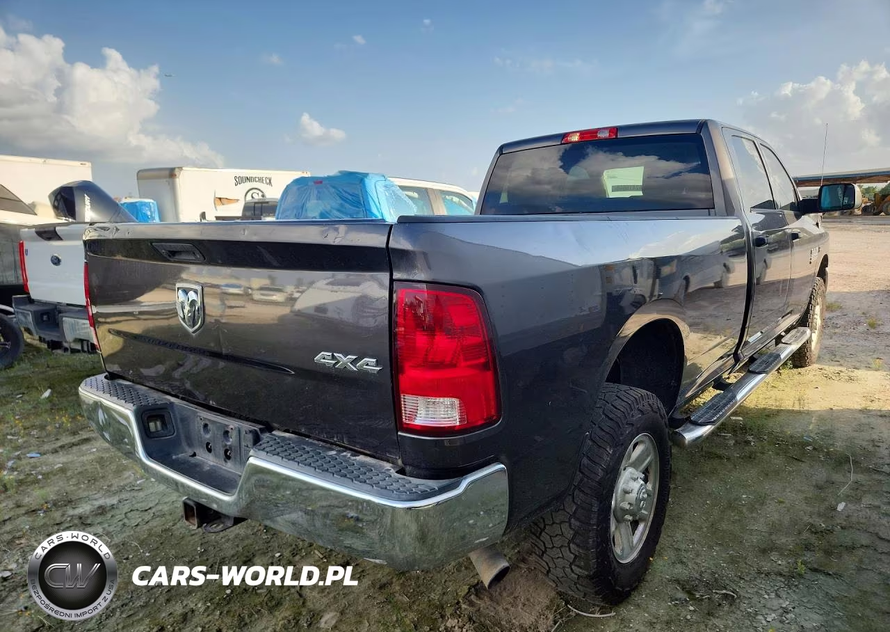 2018 Ram 2500 St VIN:3C6UR5HJ6JG380614 - 3