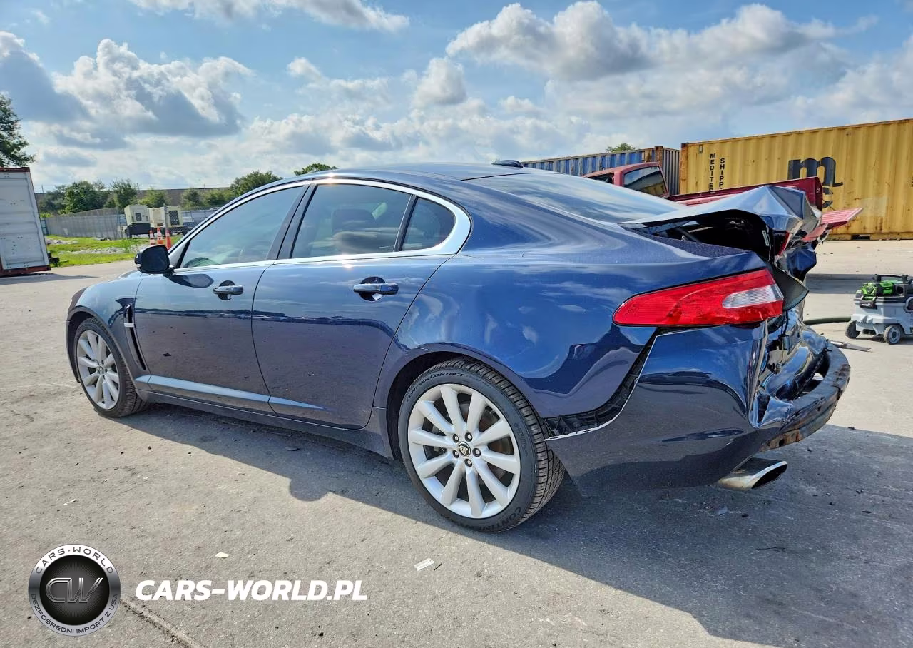 2011 Jaguar Xf Premium VIN:SAJWA0GB6BLR90069 - 2