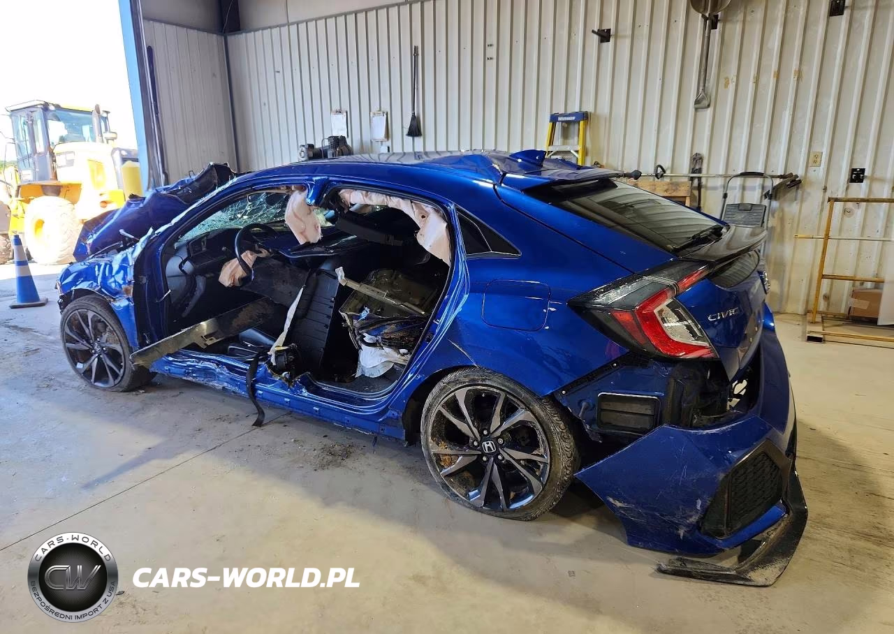 2018 Honda Civic Sport Touring VIN:SHHFK7H98JU415875 - 2