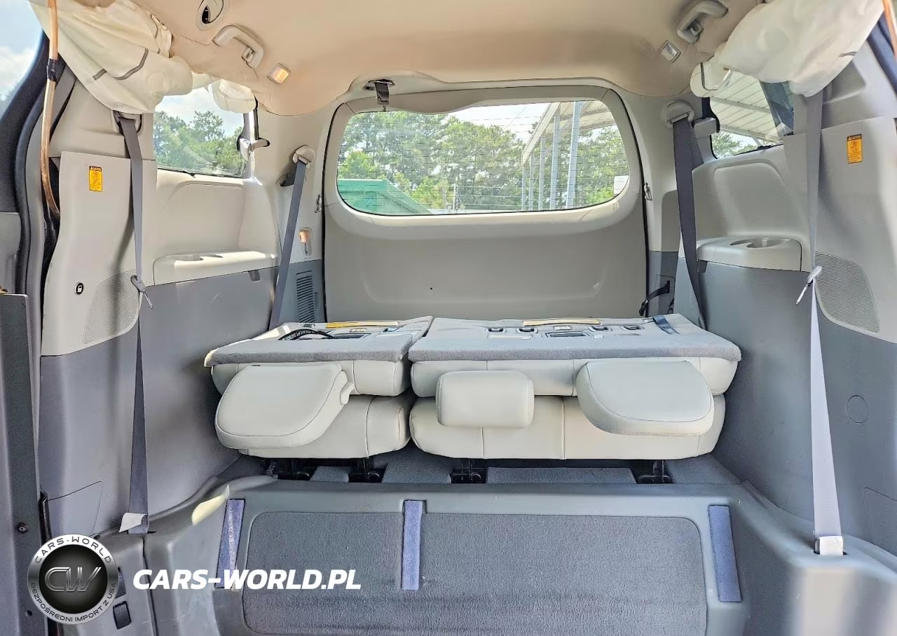 2011 Toyota Sienna Le VIN:5TDKK3DC2BS041397 - 10