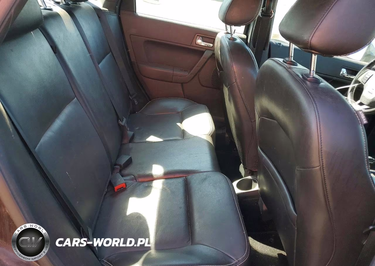 2010 Ford Focus Sel VIN:1FAHP3HN8AW108760 - 10