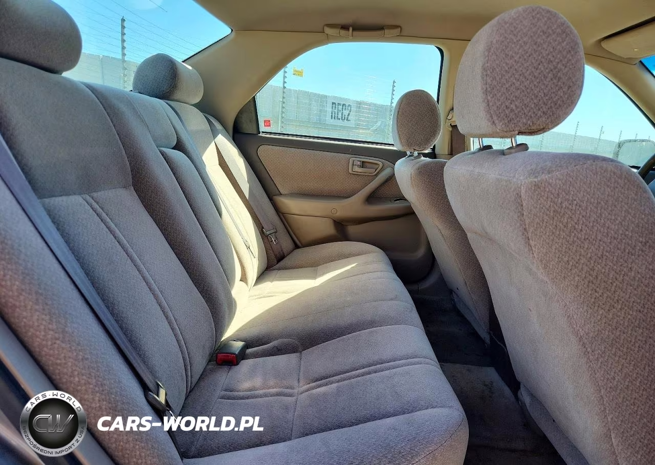 2000 Toyota Camry Le V6 VIN:4T1BF22K6YU112044 - 10