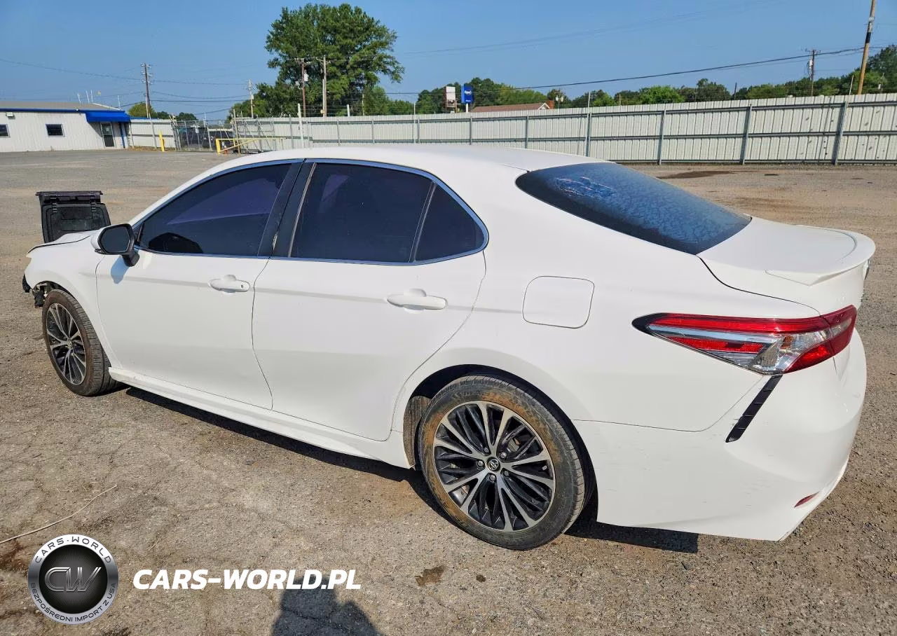 2018 Toyota Camry Se VIN:4T1B11HK7JU073938 - 2