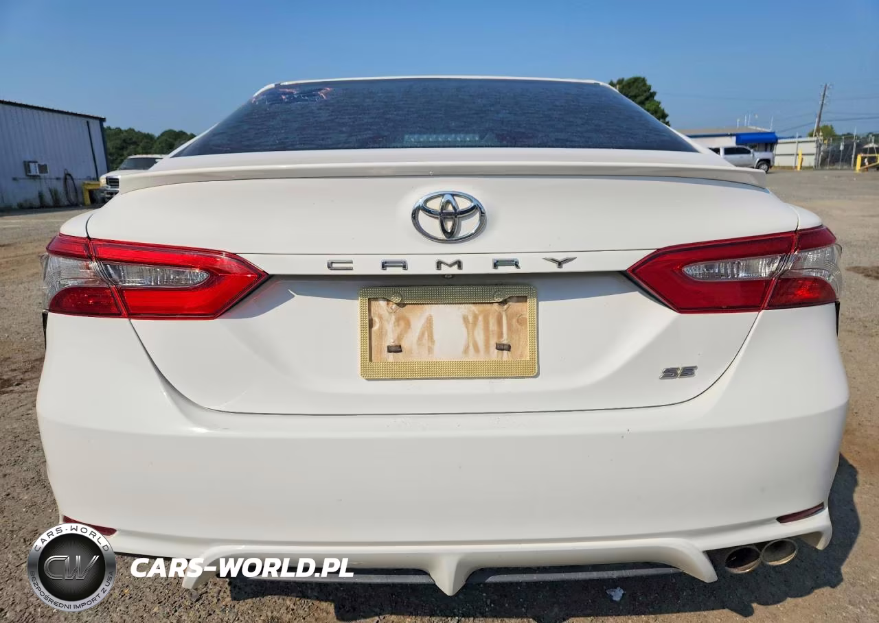 2018 Toyota Camry Se VIN:4T1B11HK7JU073938 - 6