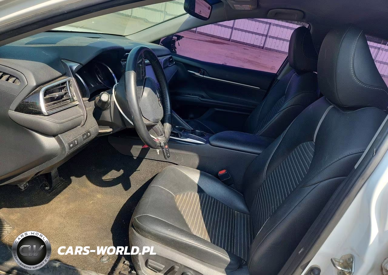 2018 Toyota Camry Se VIN:4T1B11HK7JU073938 - 7