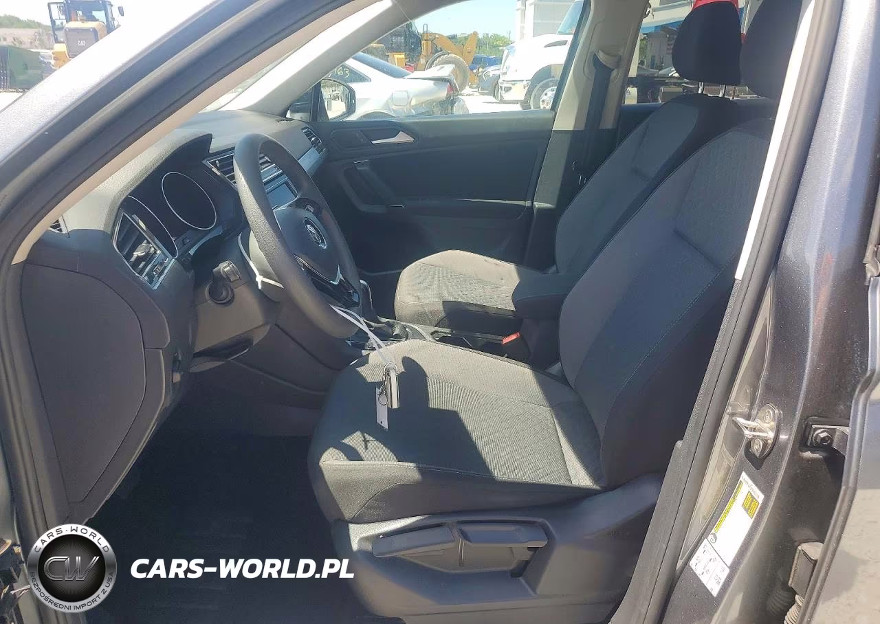 2020 Volkswagen Tiguan S VIN:3VV1B7AX5LM083379 - 7