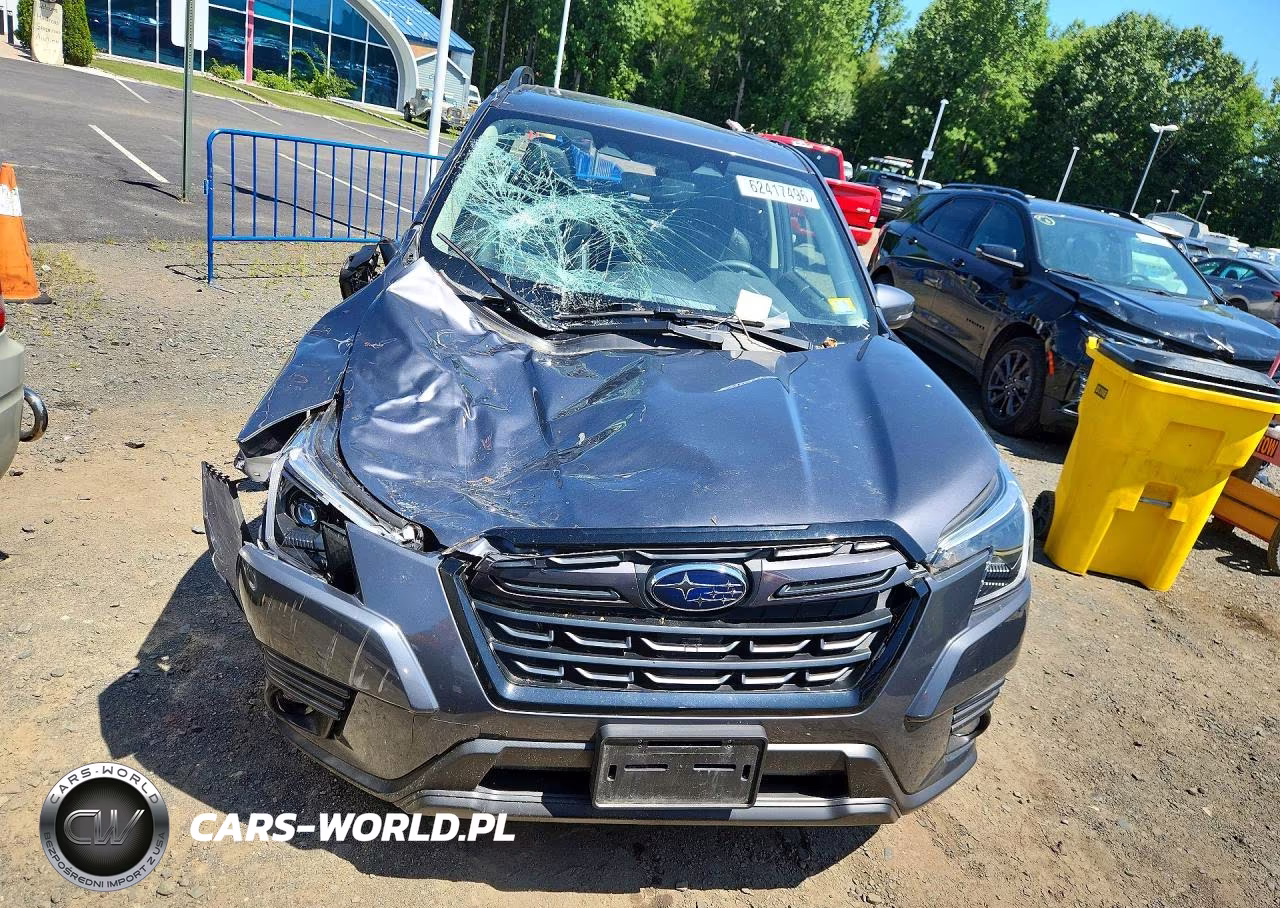 2023 Subaru Forester Limited VIN:JF2SKAPCXPH537433 - 5