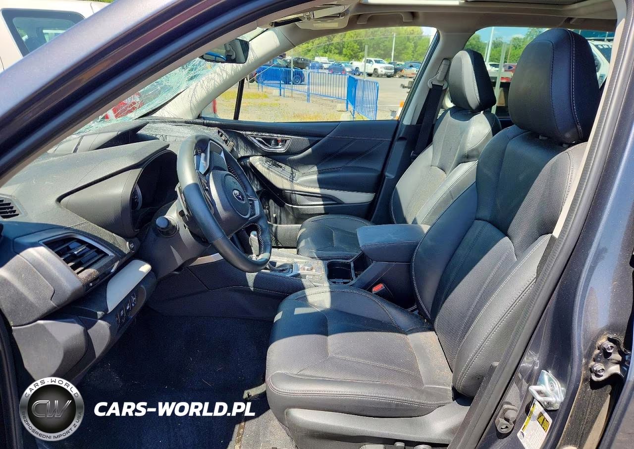2023 Subaru Forester Limited VIN:JF2SKAPCXPH537433 - 7