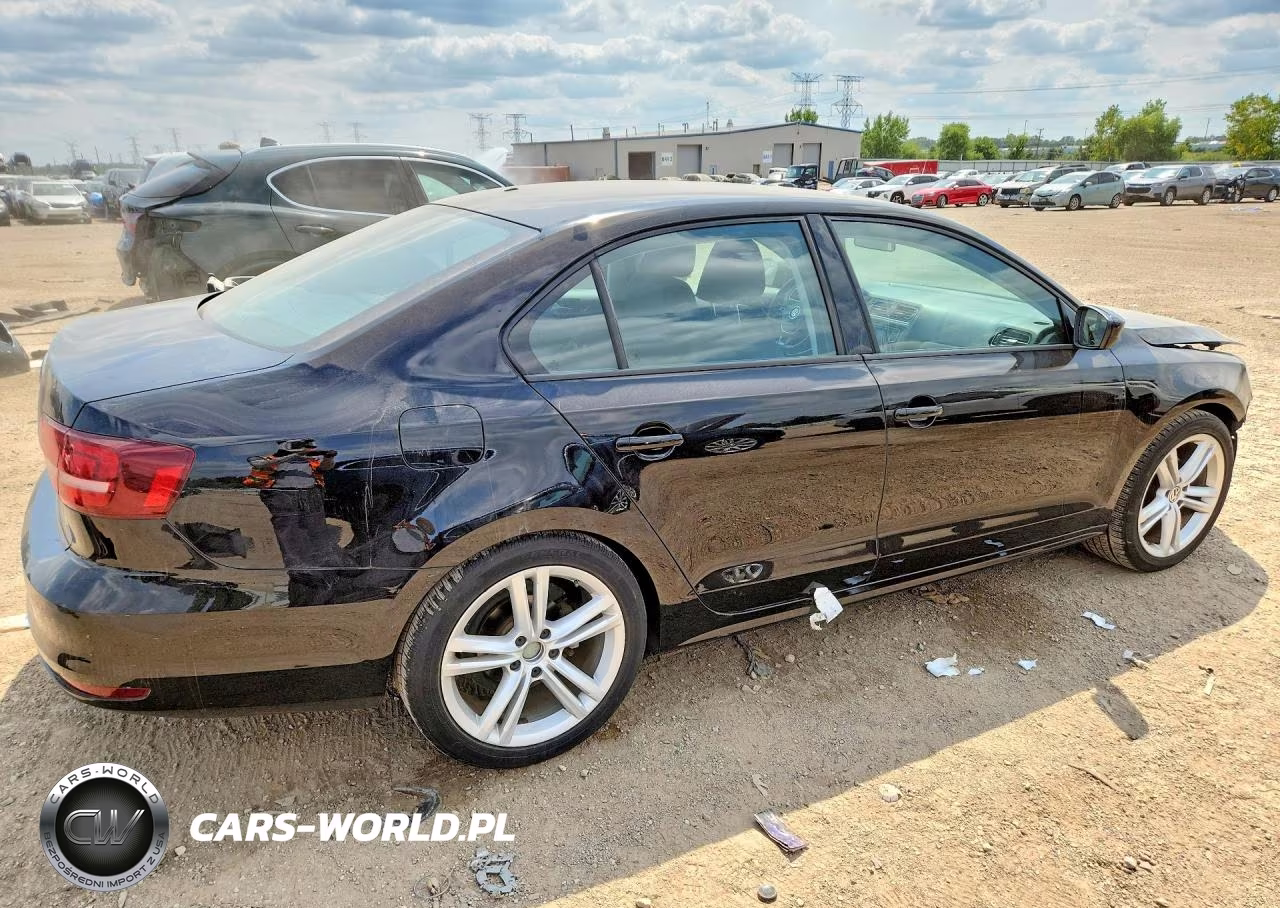 2018 Volkswagen Jetta S VIN:3VW2B7AJ7JM248132 - 3