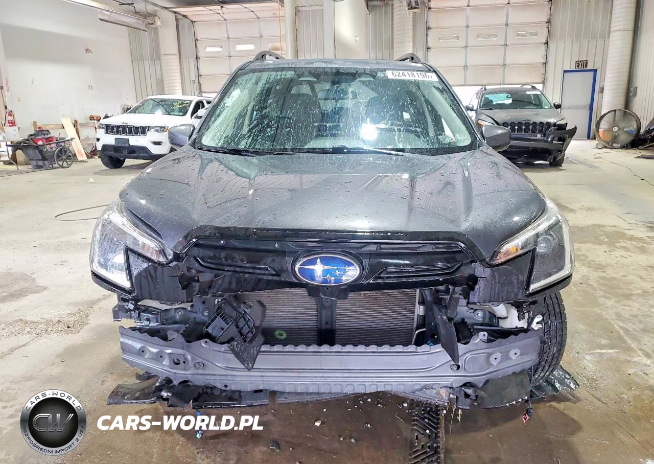2022 Subaru Forester Premium VIN:JF2SKADCXNH507706 - 5
