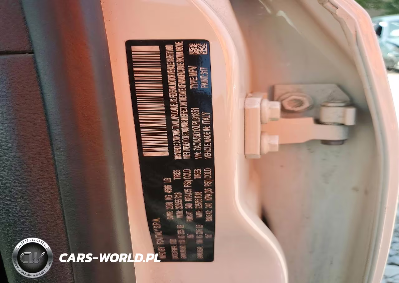 2020 Jeep Renegade Limited VIN:ZACNJBD1XLPL91851 - 12