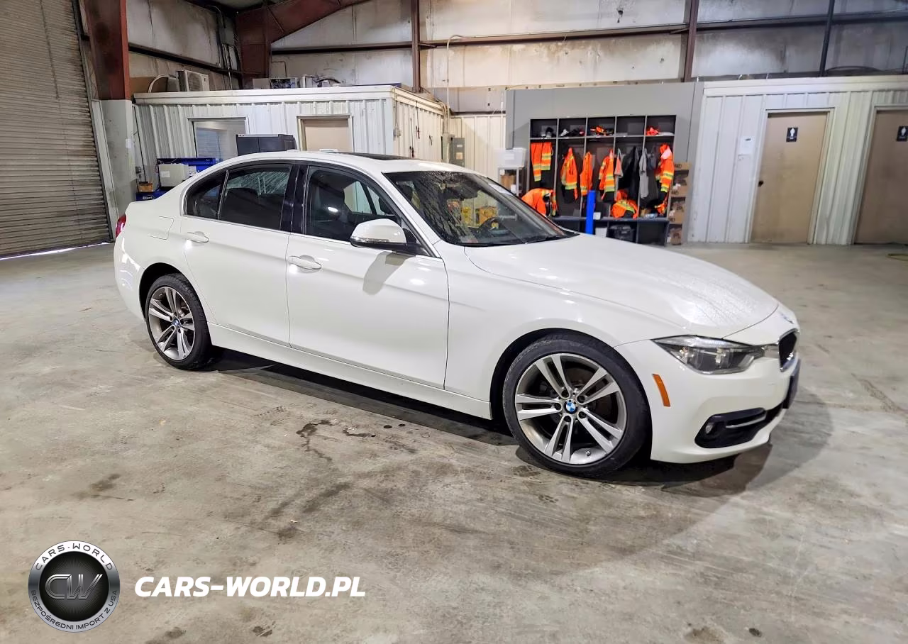2018 BMW 330 Xi VIN:WBA8D9C51JA616575 - 4