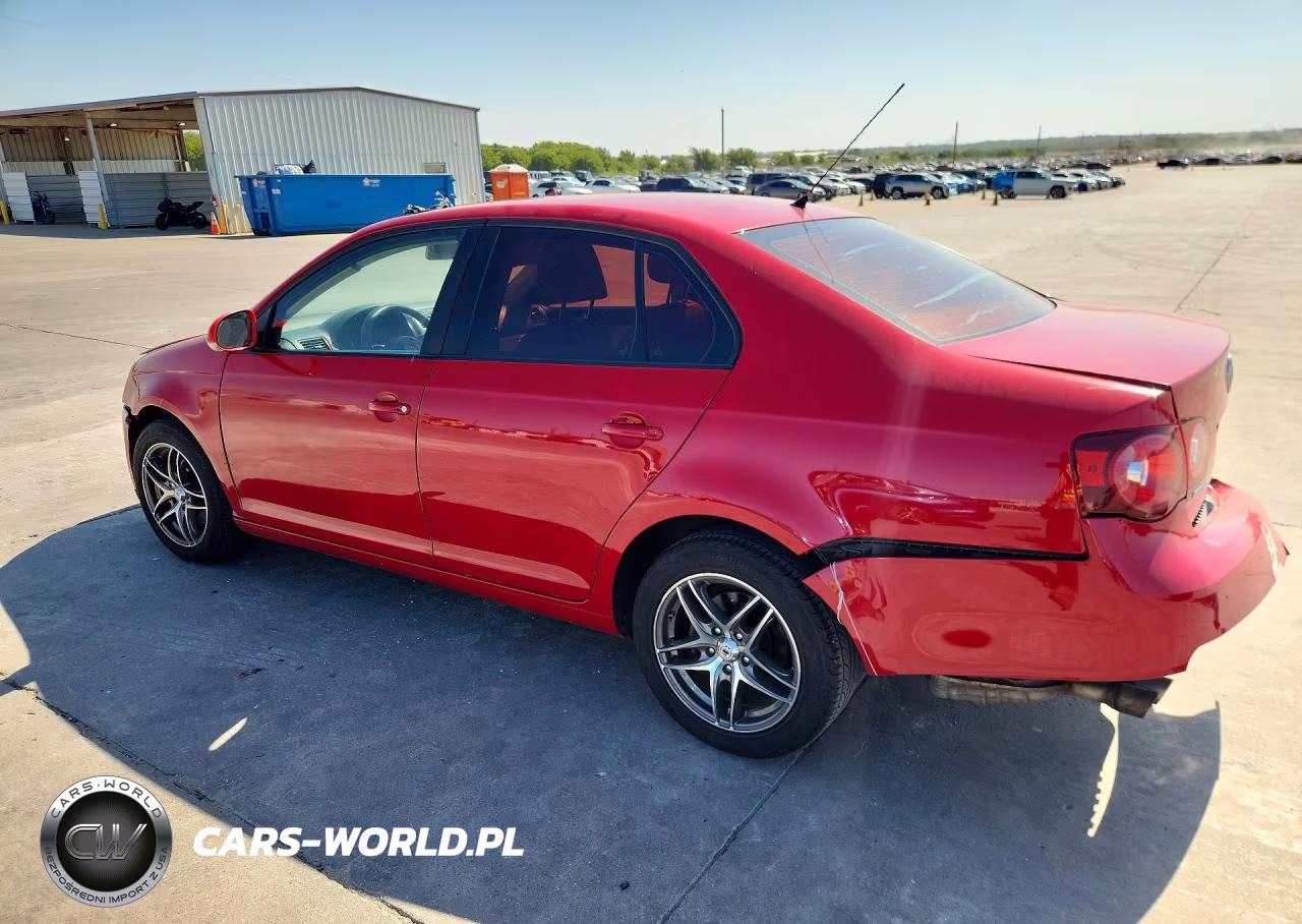 2010 Volkswagen Jetta VIN:3VWRZ7AJ2AM095105 - 2
