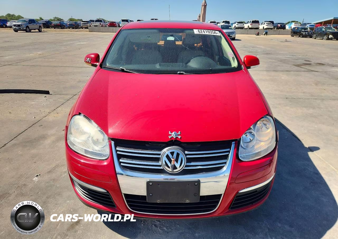 2010 Volkswagen Jetta VIN:3VWRZ7AJ2AM095105 - 5