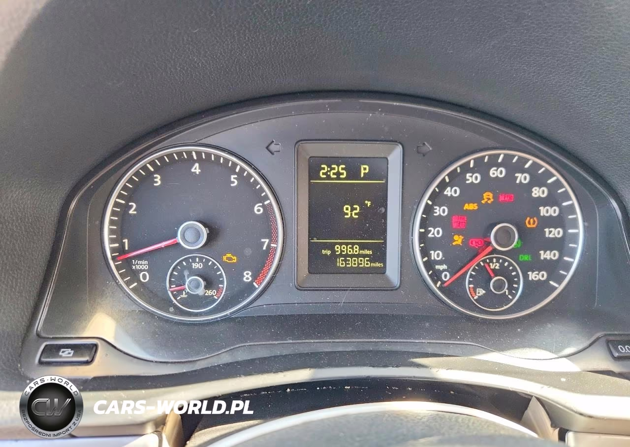 2010 Volkswagen Jetta VIN:3VWRZ7AJ2AM095105 - 9
