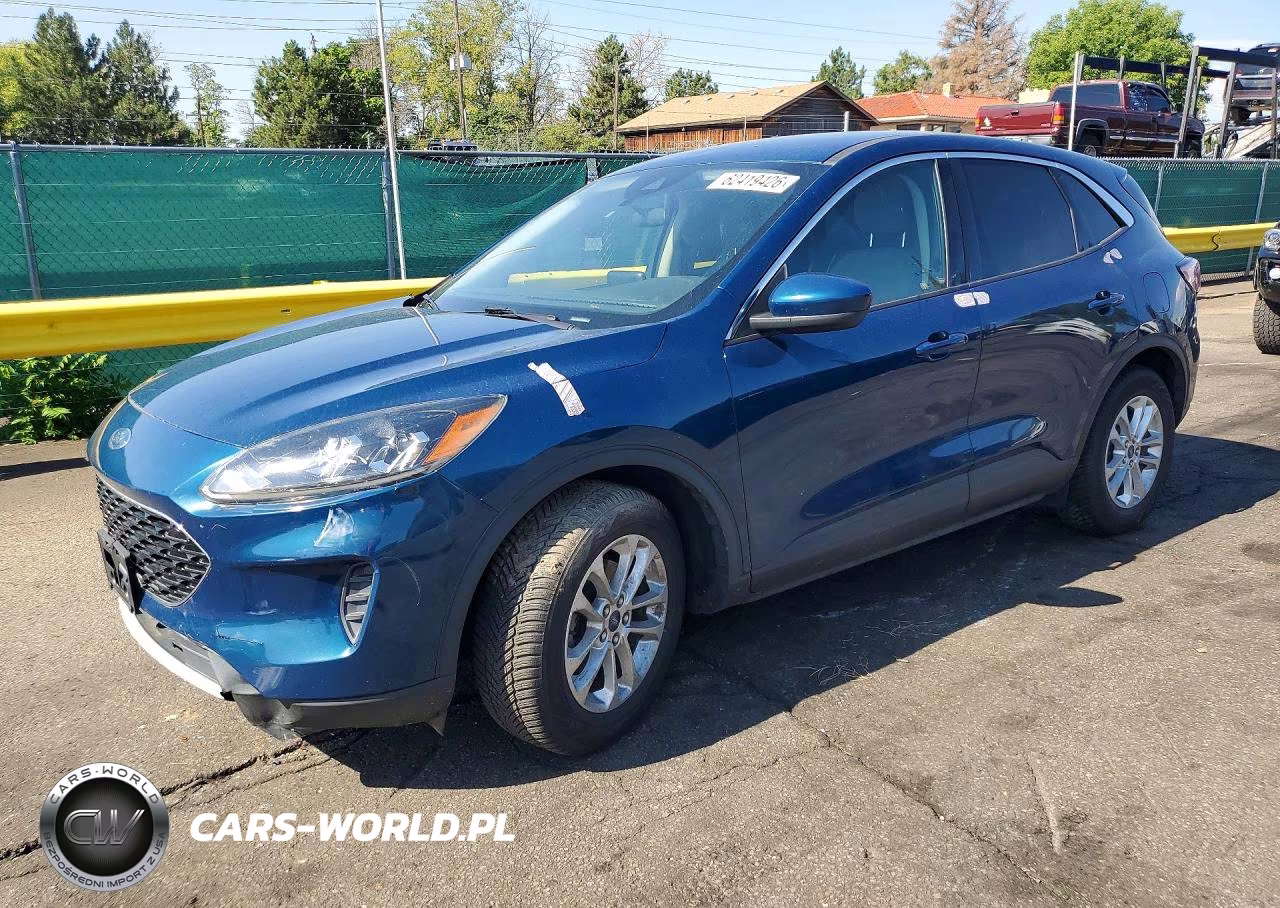 2020 Ford Escape Se