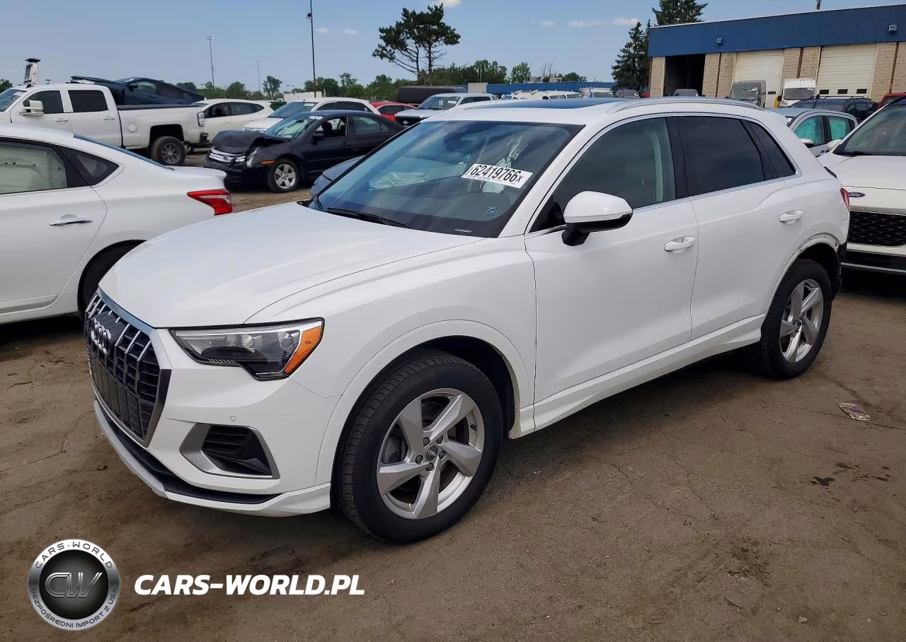 2020 Audi Q3 Premium VIN:WA1AECF34L1068559 - 1