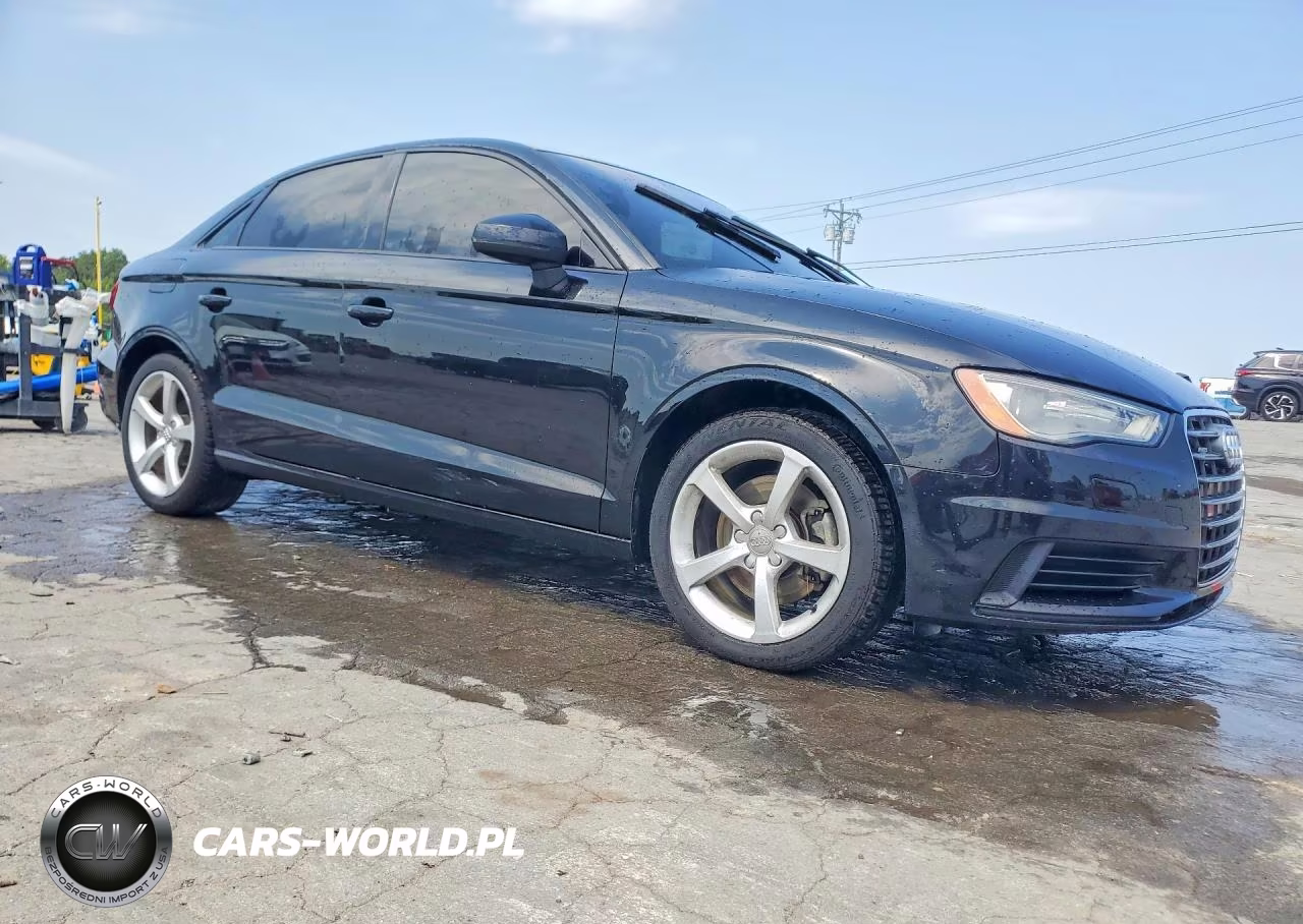 2015 Audi A3 Premium VIN:WAUBFGFF1F1057173 - 4