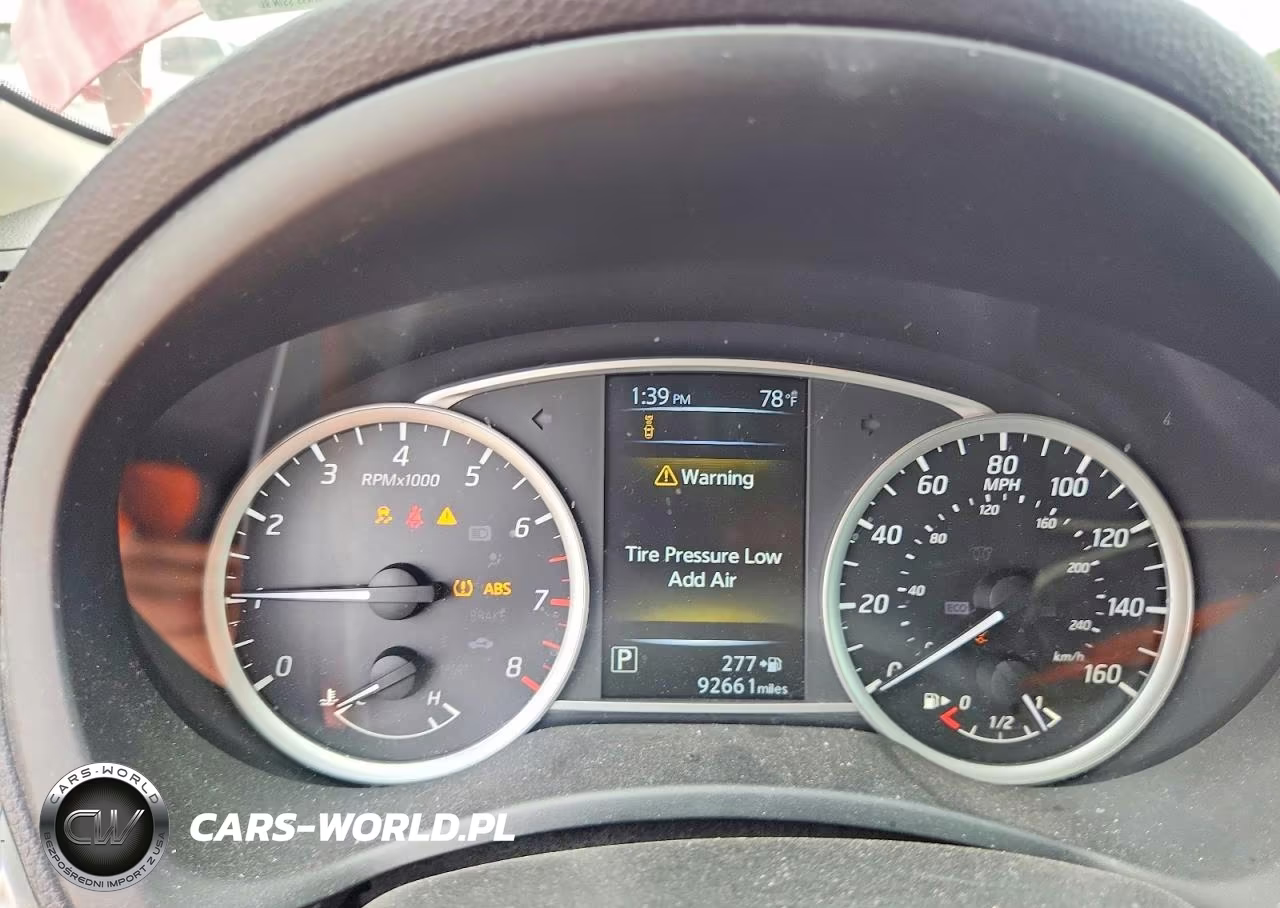 2018 Nissan Sentra Sv VIN:3N1AB7AP8JL616880 - 9