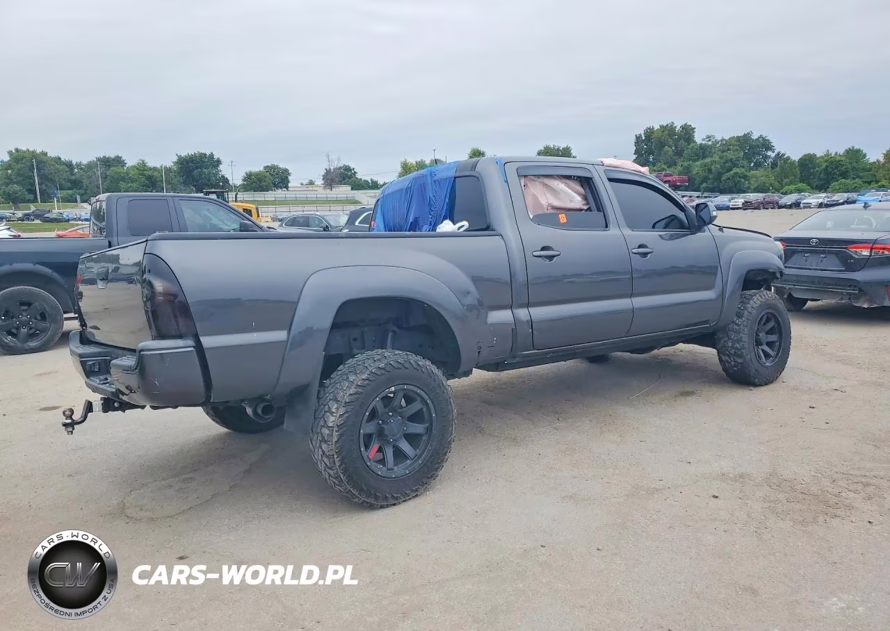 2015 Toyota Tacoma Double Cab Long Bed VIN:3TMMU4FN8FM074255 - 3