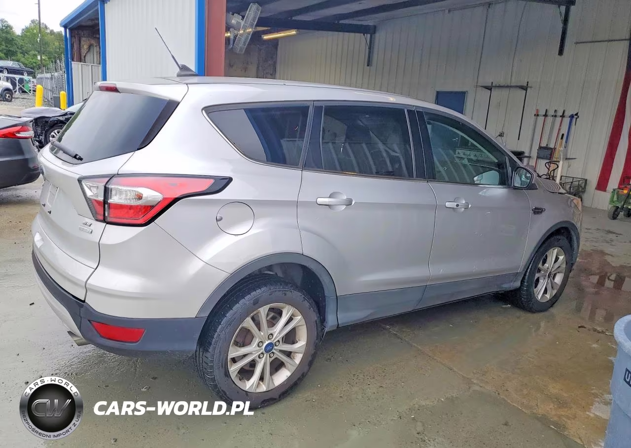 2019 Ford Escape Se VIN:1FMCU0GD9KUB06755 - 3