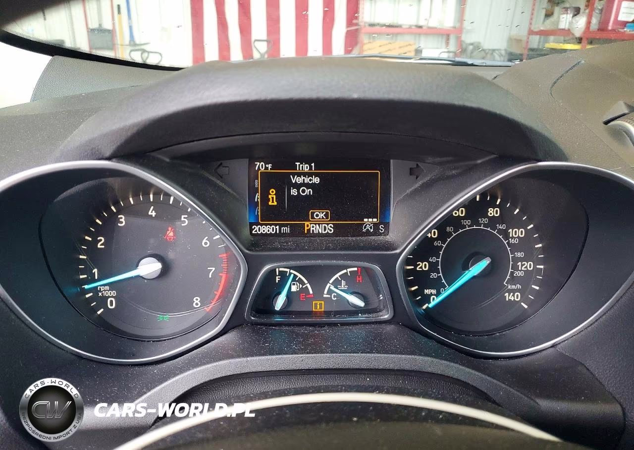 2019 Ford Escape Se VIN:1FMCU0GD9KUB06755 - 9