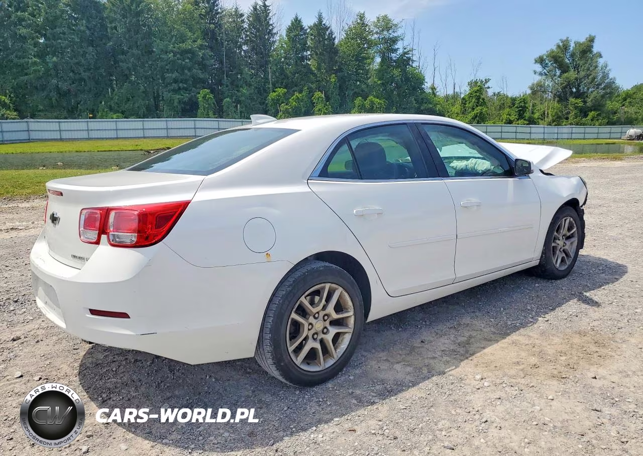2015 Chevrolet Malibu 1Lt VIN:1G11C5SL0FF190574 - 3