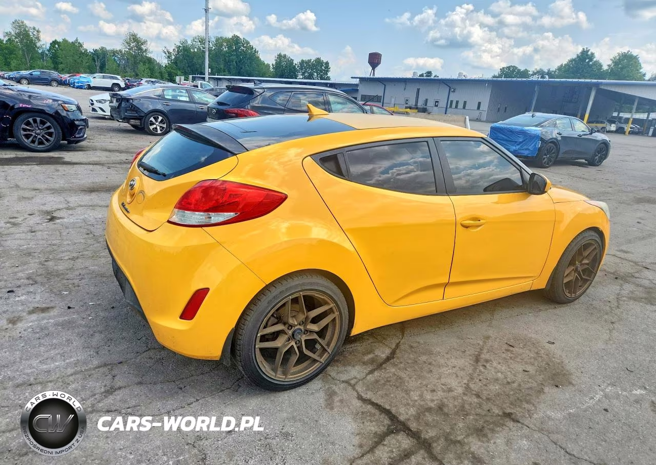 2012 Hyundai Veloster Base VIN:KMHTC6AD8CU078348 - 3