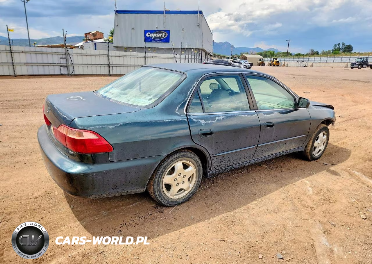 2000 Honda Accord Ex VIN:1HGCG1650YA066024 - 3