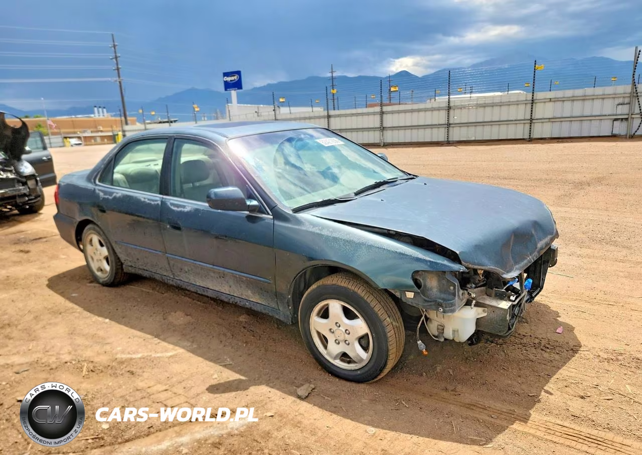 2000 Honda Accord Ex VIN:1HGCG1650YA066024 - 4