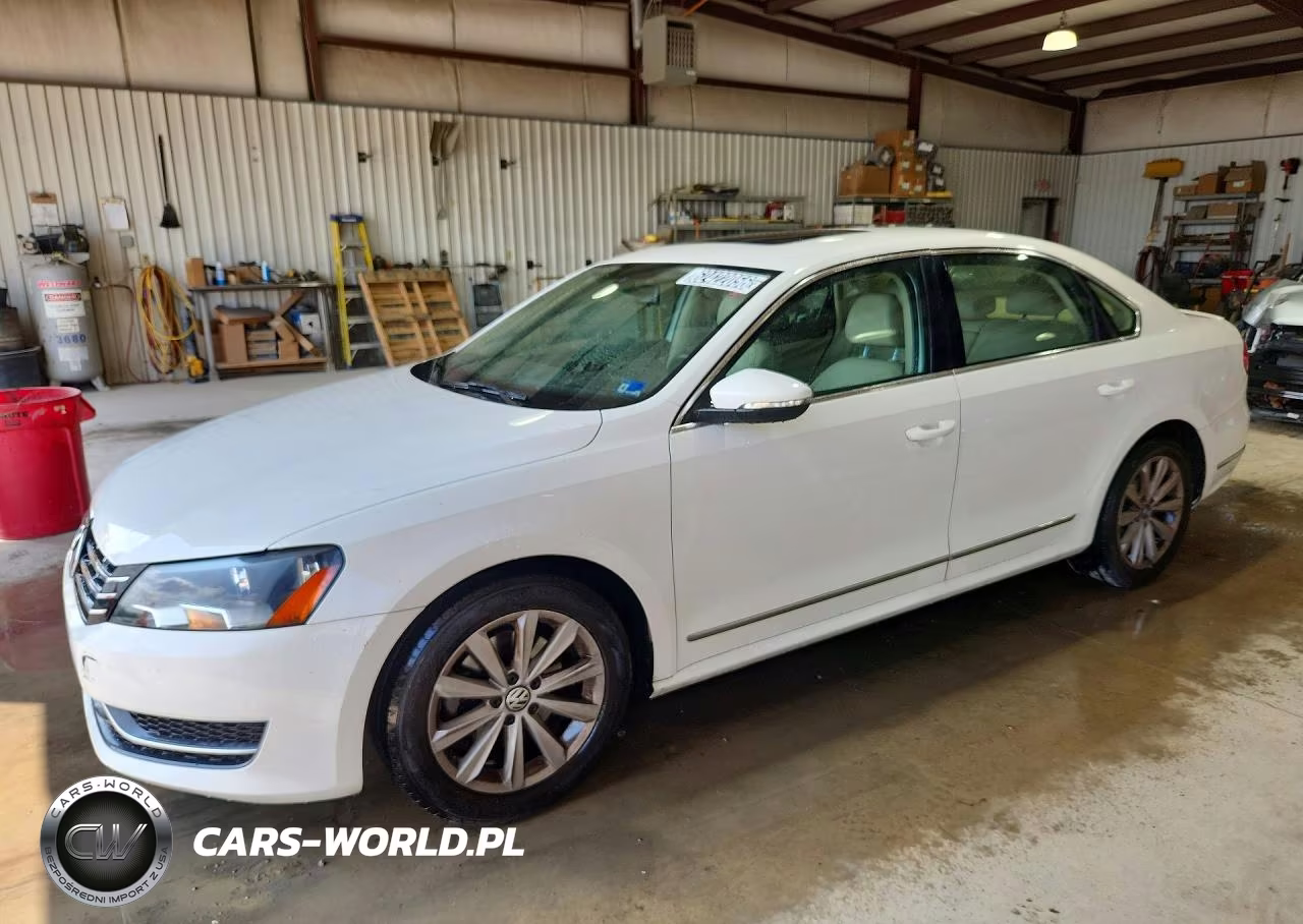 2012 Volkswagen Passat Sel – zdjęcie 1 z 12