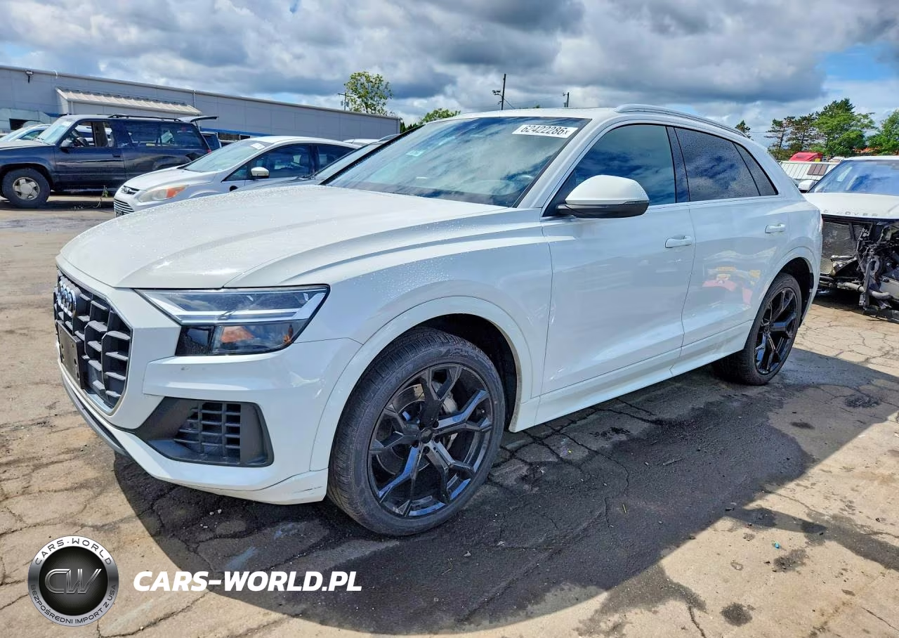 2019 Audi Q8 Premium